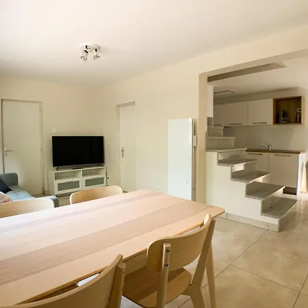 Maison Avec Garage - A 5 Min Du Centre-ville Holiday home