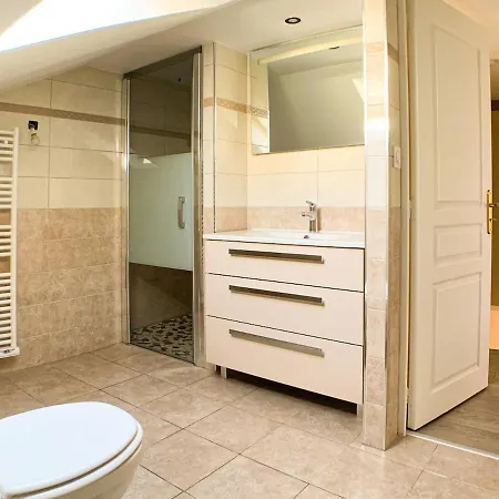 Maison Avec Garage - A 5 Min Du Centre-ville Holiday home Strasbourg